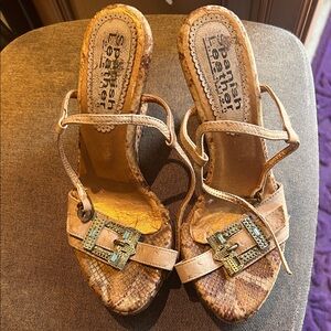 Tan Snake-Print Wedge Sandals with Decorative Buckle